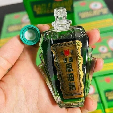 1 chai Dầu gió con ó Eagle Brand 2 nắp thị trường MỸ - Made in Singapore