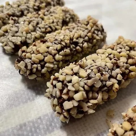 Kẹo Socola Almond Roca Hạnh Nhân 793g - 63 viên date 2/2026