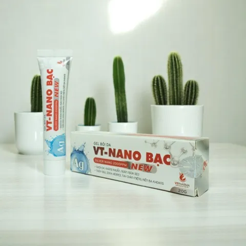 Gel bôi da VT Nano Bạc 2000PPM New – Kháng khuẩn, giảm mụn, làm mờ thâm sẹo, hỗ trợ da bị zona – Tuýp 20g