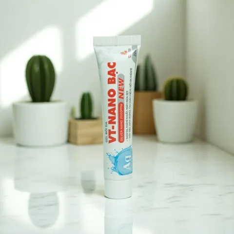 Gel bôi da VT Nano Bạc 2000PPM New – Kháng khuẩn, giảm mụn, làm mờ thâm sẹo, hỗ trợ da bị zona – Tuýp 20g
