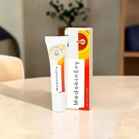 Gel Bôi Dịu Da M-e-d-s-k-i-n E-r-y Hỗ Trợ Giảm Mẩn Đỏ, Làm Sạch Bề Mặt Da Mụn Tuýp 10g