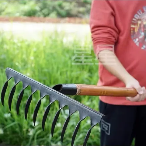 Cào Cỏ 10 Răng Xoắn Ốc Sắc Bén Dày Dặn Tiện Lợi Sử Dụng Dễ Dàng