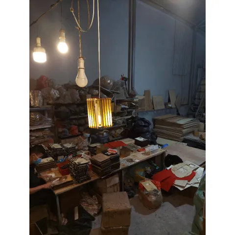 Đèn gỗ que trụ
