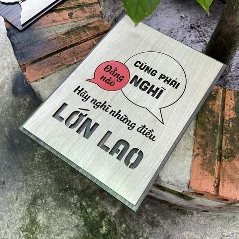 Tranh gỗ 3D cắt lớp – Đằng nào cũng phải nghĩ , hãy nghĩ những điều lớn laoà lời kêu gọi táo bạo giúp bạn phá bỏ rào cản