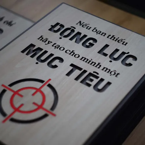 Tranh gỗ 3D cắt lớp – Nếu bạn thiếu động lực, hãy tạo cho mình một mục tiêu, là lời khơi gợi mạnh mẽ dành cho bất kỳ ai