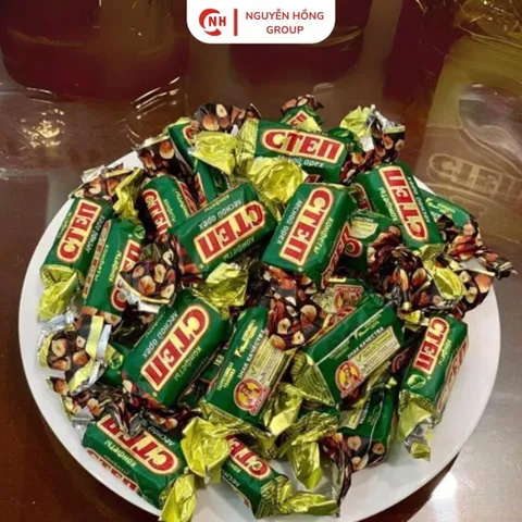 Kẹo socola cten xanh nhân hạt phỉ nhập khẩu Nga snack chocolate thơm ngon ăn vặt