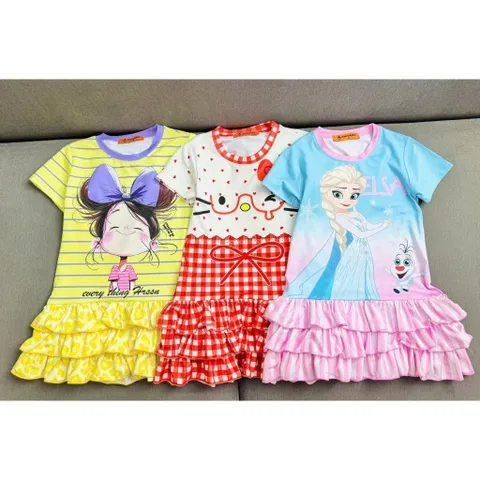 11-45kg A638 Đầm suông phối bèo tầng vải thun lạnh in hoạt hình siêu cưng, váy bé gái size đại