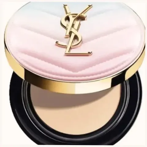 (CTy NK) Phấn Nước YSL Touche Éclat Glow-Pact Valentine Limited - Tone B10 Porcelain, SPF50+ PA++++ - Lớp Nền Rạng Rỡ Cho Da Sáng
