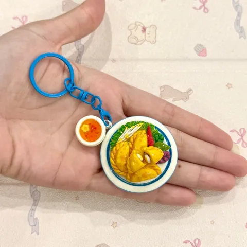 Móc khoá món Bánh gối và Nước chấm