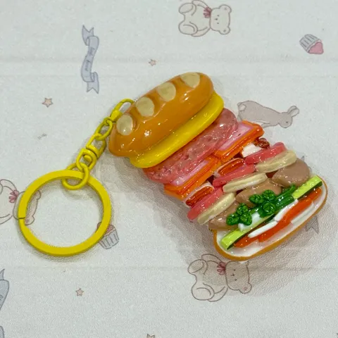 Móc khoá Bánh mì Sài Gòn Full Topping - món ăn Việt Nam