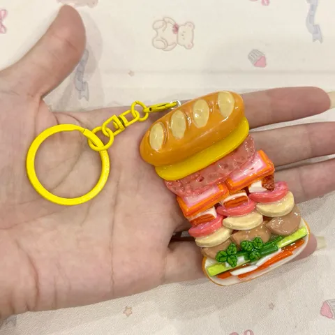 Móc khoá Bánh mì Sài Gòn Full Topping - món ăn Việt Nam