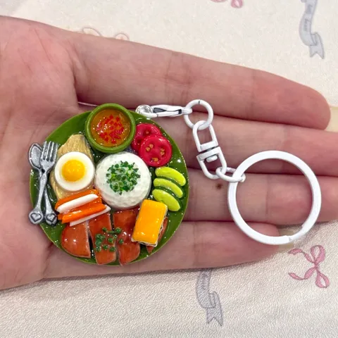 Móc khoá Cơm tấm Sài Gòn tinh xảo - món ăn Việt Nam
