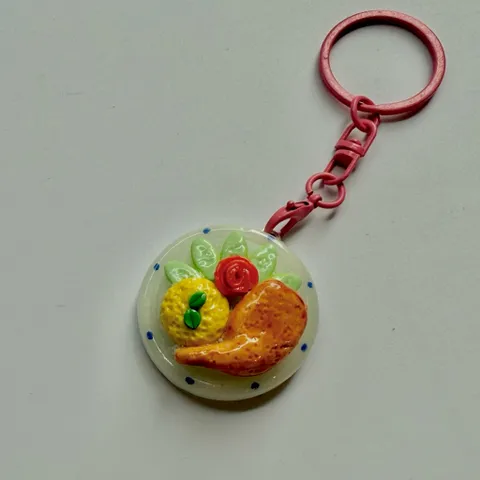 Móc khoá món Cơm gà xối mỡ - món ăn Việt Nam