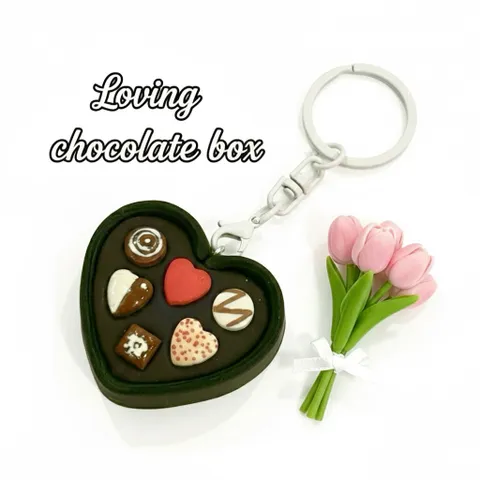 Móc khoá Hộp chocolate tình nhân