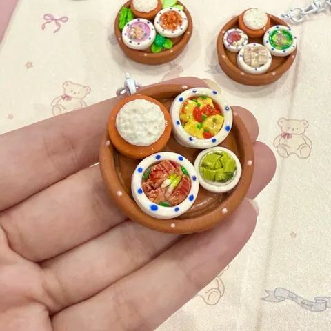 Móc khoá mâm cơm Việt Nam