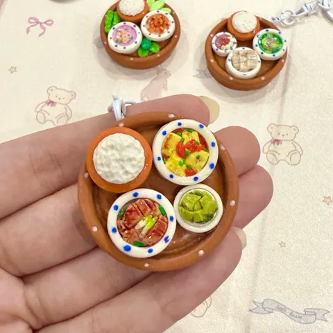Móc khoá mâm cơm Việt Nam