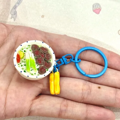 Móc khoá Phở bò và Quẩy - món ăn Việt Nam