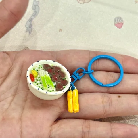 Móc khoá Phở bò và Quẩy - món ăn Việt Nam