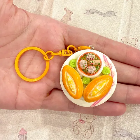 Móc khoá món Bánh mì xíu mại Đà Lạt - món ăn Việt Nam