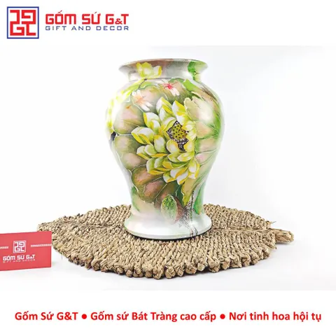 Lọ Hoa Gốm Bát Tràng Vuốt Tay Dáng Chân Đèn Vẽ Sen Chuồn – Bình Cắm Hoa Gốm Sứ Thủ Công Trang Trí Phòng Khách Cao Cấp