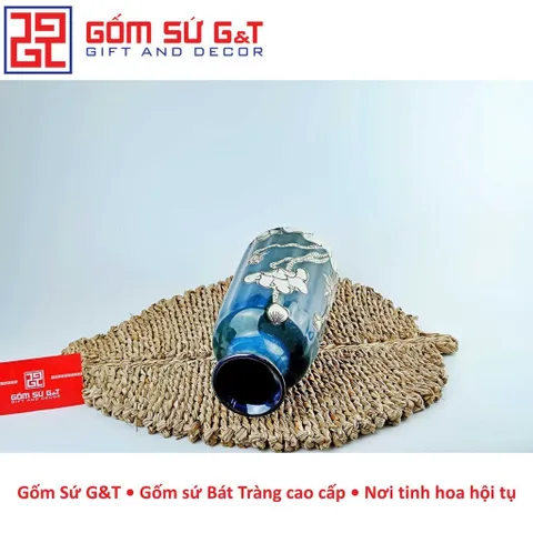 Lọ hoa trang trí dáng dọc dừa vẽ sen nổi Gốm Sứ G&T