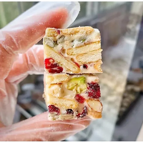 KẸO NOUGAT SỮA CHUA TRÁI CÂY ( Dẻo, Ít ngọt, vị chua nhẹ  )- XIMAFARM