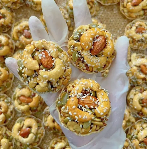 Bánh Hoa Mai Mix Hạt Dinh dưỡng Túi 500g ̣̣bánh hạt dinh dưỡng ăn vặt tốt cho mẹ bầu, người ăn kiêng, ăn chay - Ximafarm