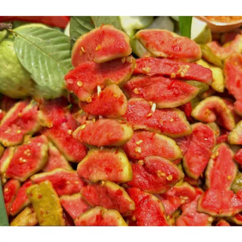 ỔI HỒNG SẤY DẺO MUỐI Ớt - XIMAFARM