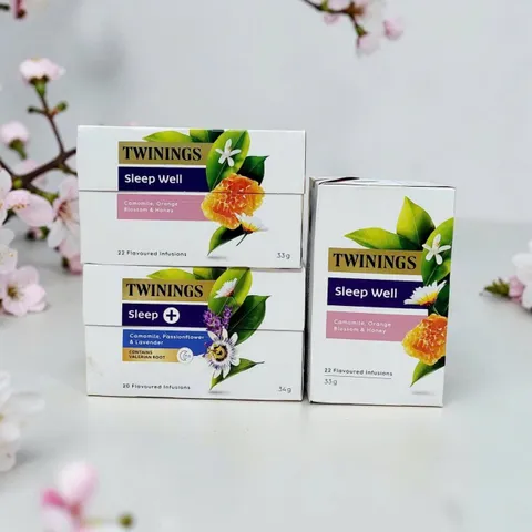 Trà Túi Lọc Twinings Sleep Well Herbal Tea 20 Gói Hoa Cúc Cam Lavender