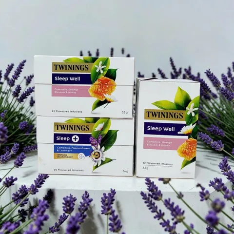 Twinings Sleep Well Trà Hoa Cúc Mật Ong Cam Lavender Túi Lọc Hộp 20 Gói