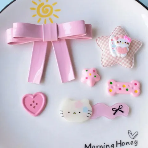 Sục classic 3 cm mix charm thỏ hồng ngộ nghĩnh - đáng yêu