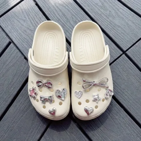 [Màu be] Dép Sục Quai Hậu Classic xinh xắn, dễ thương, đế cao 3 cm tặng kèm charm