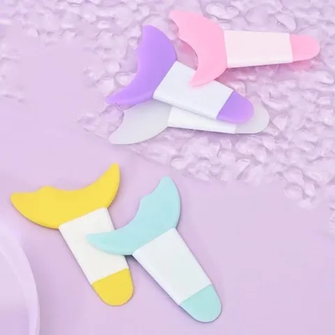 Combo 2 khuôn kẻ mắt