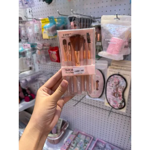 [Trang điểm] Set 5 món trang điểm basic