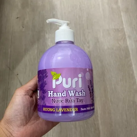 Nước rửa tay Puri Hương Lavender dạng chai bơm