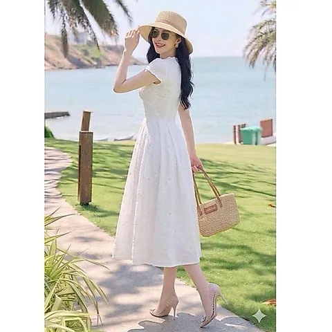 Váy thô boi cổ tim form chiết eo tôn dáng, thiết kế tinh tế phong cách thời trang - May0915