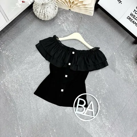 Áo trễ vai bèo cúc đá siu xinh, áo mặc được 2 kiểu trễ vai và cổ tròn, chất cotton co giãn mềm mát - May0915