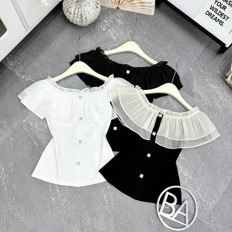Áo trễ vai bèo cúc đá siu xinh, áo mặc được 2 kiểu trễ vai và cổ tròn, chất cotton co giãn mềm mát - May0915
