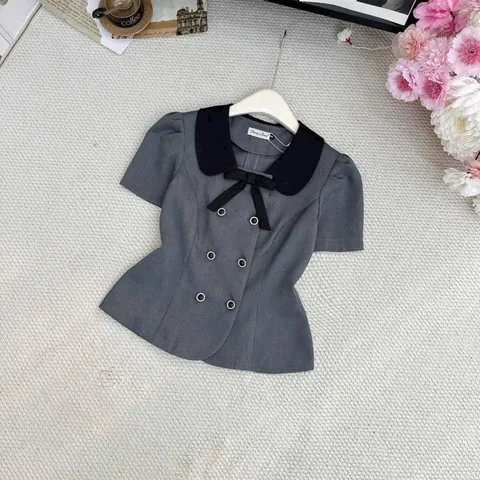 Áo sơ mi ký giả phối cổ sen đính nơ xinh xắn, vải xước thái in hoa trà siêu đẹp - May0915