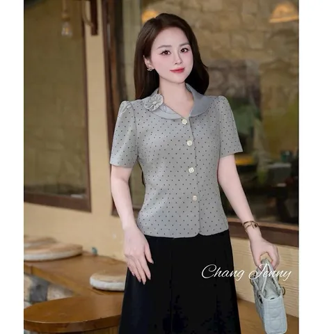 Áo sơ mi ký giả cổ sen đính hoa xinh xắn, Áo sơ mi công sở thiết kế tinh tế phong cách thanh lịch - May0915