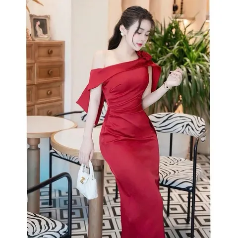 Váy dự tiệc lụa hoa vai form body tôn dáng sang chảnh - May0915