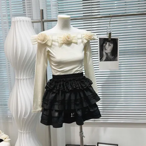 Áo thun trễ vai đính nơ hoa cực xinh - Mây Boutique HN