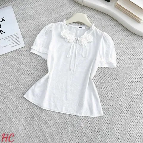 Áo sơ mi cổ bèo đính hoa tone màu cực xinh, chất mềm siêu mát - May0915
