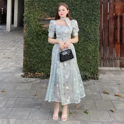 Váy maxi tơ óng hoa thêu nơ cổ tiểu thư sang chảnh