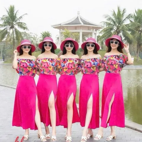 Sét váy đi biển, đồng phục hội nhóm, áo trễ vai kèm chân váy xẻ - May0915