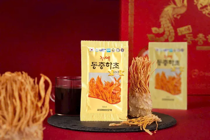 Nước Đông Trùng Hạ Thảo Hộp Gỗ ĐỎ Dream 60 gói MỚI