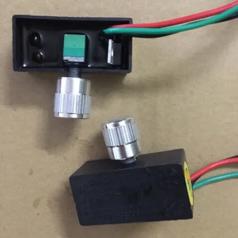 Chiết áp điều chỉnh tốc độ máy bơm mini, bộ điều tốc 12v - 10A chính hãng