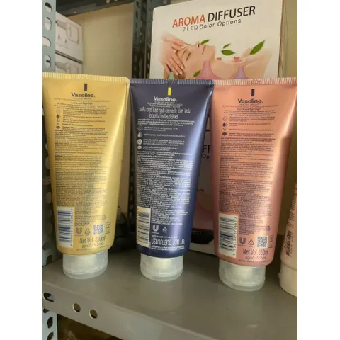 Serum Vaseline Gluta-Hya Dưỡng Da Sáng Mịn 330ML. Sữa Dưỡng Thể Vaseline