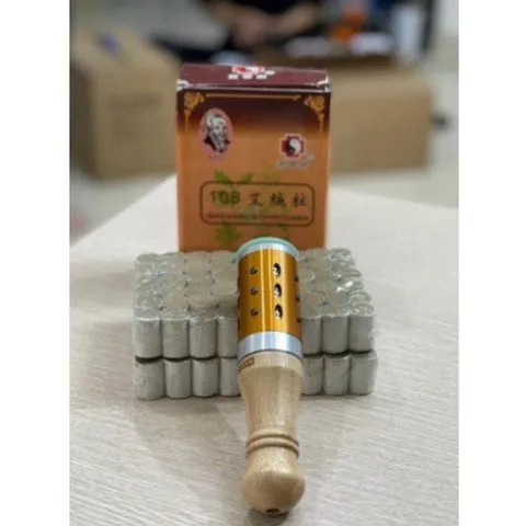 Cây Lăn Ngải Ngọc Bích Dùng Massage Mặt và Body, Thanh Lăn Ngải Ngọc Tay Cầm Gỗ Mát Xa 837818