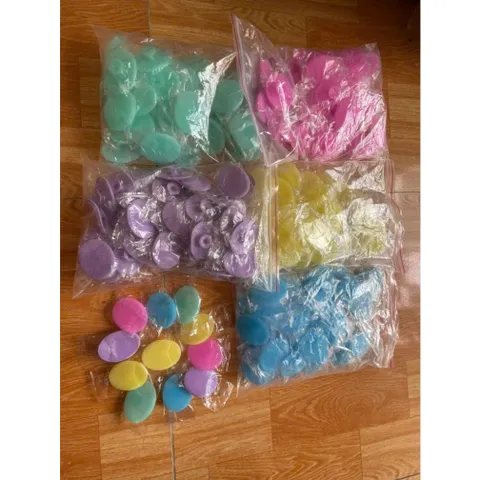 Miếng cọ rửa mặt, tẩy tế bào chết, gội đầu cho em bé (màu giao ngẫu nhiên) 837849